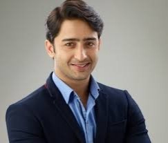 Kuch Rang Pyar Ke Aise Bhi: Dev turns sexy lady for getting Nikki-Ria-Neha back