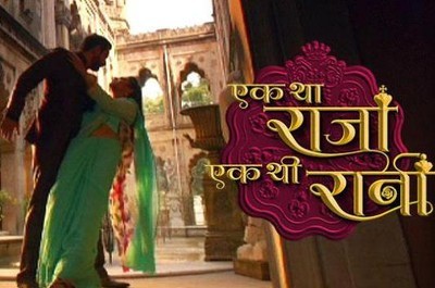 ETRETR: Gayatri get drunk in party in Rajmahal. Govind slaps her