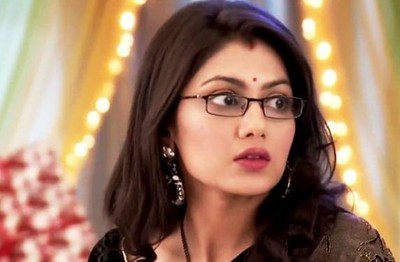Kumkum Bhagya: Sarla makes Pragya gets arrested taking property