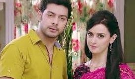 Mere Angne Mein:Shanti's plan fails to kick Riya out of the house