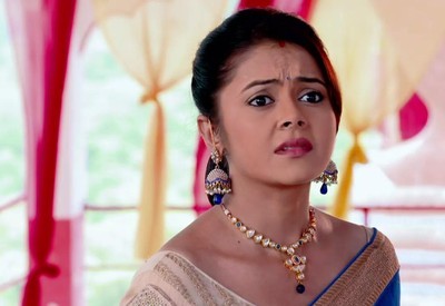 SNS: Krishna and Gopi join hands ti reunite Modi's family