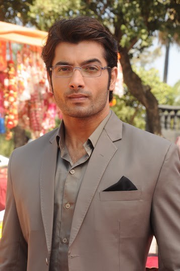 Kasam: Tanuja happy as Rishi lashes out at Malika for bitrayal