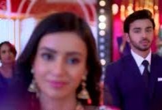 Swabhimaan: OMG! Karan sadness reason exposed amid Kunal-Meghna-Naina's grand holi celebration