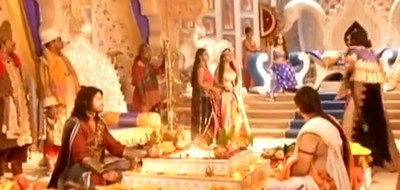 ChandraKanta: Krur Singh spoils Virendra's shapath ceremony as leader of Vijaygarh's army