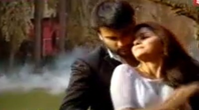 Shakti Astitva Ke Ehsaas Ki: WOW! Love birds Harman-Soumya's hot sizzling filmy romance