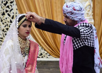 Iss Pyaar Ko Kya Naam Doon 3: WOW! Advay-Chandini's hot kitchen romance post marriage