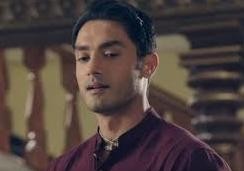 Tu Sooraj Main Saanjh Piyaji: Uma Shankar lifts Meera in arms Kanak insecure