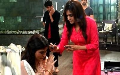 Piya Albela: Pooja's tortures self for keeping Naren aka Angraaj away from her body