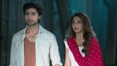 Bepanah: Zoya fights against the mob Aditya's rescue mission