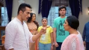Anupamaa: Baa tags Anupamaa as Gold Digger Anupamaa shuts Baa down