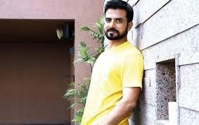 GHKKPM: DIG’s daughter gets attracted towards Samrat Tsunami in Pakhi’s life