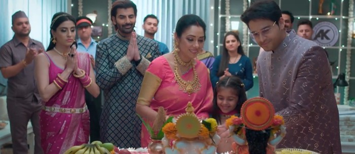Anupama: Diwali celebrations in Shah Kapadia Families amid all tensions