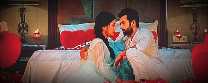 Rajjo: Arjun and Rajjo intoxicated into intimacy by Madhu!