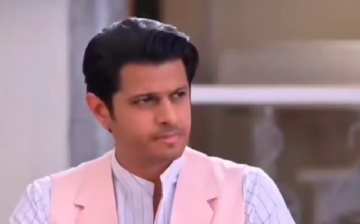 GHKKPM: Virat get on convincing spree towards Sayi sidelining with Pakhi