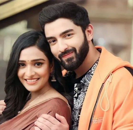 Bhagya Laxmi: Rishi walks towards the light Headed by Laxmi in life and death Assembly