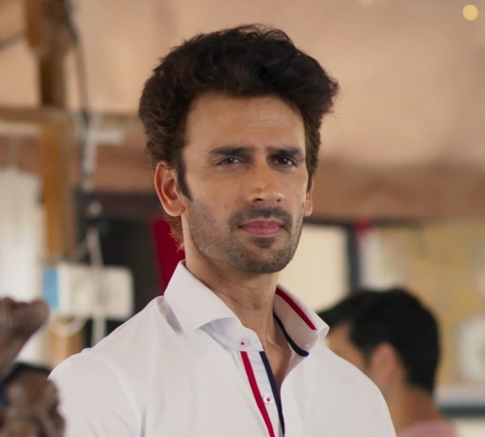 Katha Ankahee: Anirudha makes Katha Viaan’s life IMPOSSIBLE Building Romance taken Back Seat