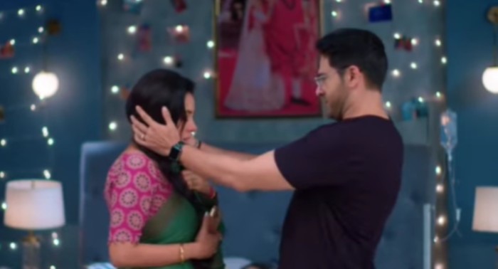 Anupama: Anupama run to get back amidst Anuj's arms flinging off Malti Devi
