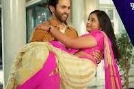 Kavya: Thoughtful Gesture! Kavya cancel Honeymoon to help Stranger