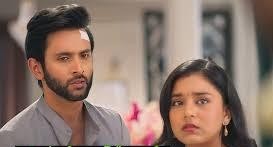 Kavya: Kavya follows Naina secretly gets clues against Badi Amma & Anurag