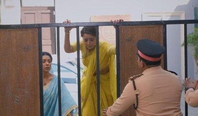 Anupama: Hyperawareness! Khyati Anupama Teenager Prank to gain Parag’s attention