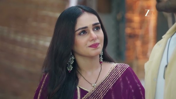 Jagriti: Akash confronts Jagriti with his attempt to throw Sapna out of the house