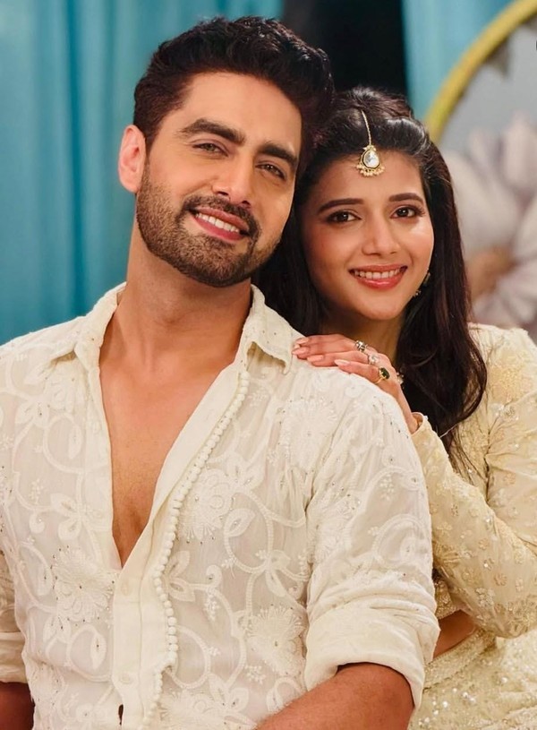 YRKKH: Sanjay blames Abhira and Armaan for bringing dirt on Business New rivalry Revealed