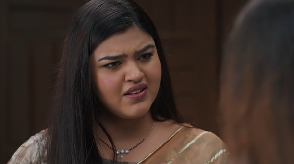 YRKKH: Tanya announces pregnancy with a twist, Kiara to play the surrogate mother