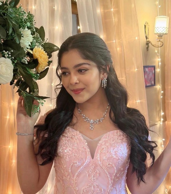 Tum Se Tum Tak: Drunk on Jealousy Meera turns moments of Arya and Anu together to alone