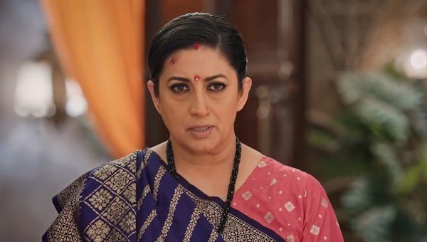 KSBKBT: Tulsi REJECTS Mihir's property WALKS OUT of Virani mansion with empty hands