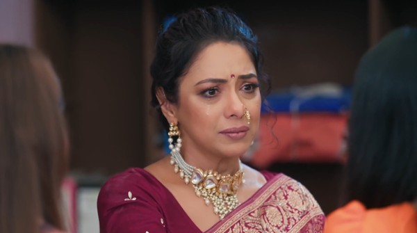 Anupamaa: Jessi and Ishani thrown out of chawl Anupama becomes their shield