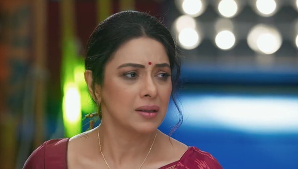 Anupamaa: Pari and Ishani in DANGER with Rajni's goons planned attack