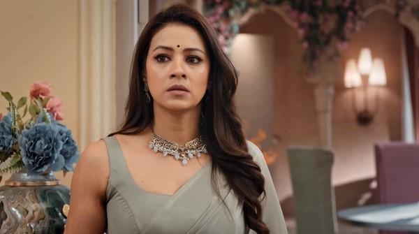 KSBKBT: Tulsi's BIG MOVE! Noina gets thrown out of Virani mansion with Mihir angry