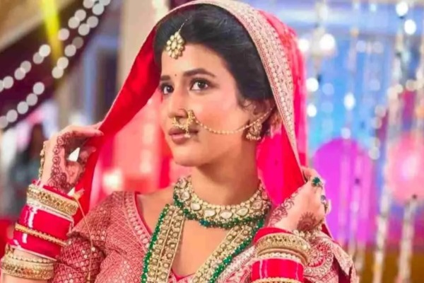 YRKKH: Abhira and Armaan face Myra's new psycho lover over shocking twist