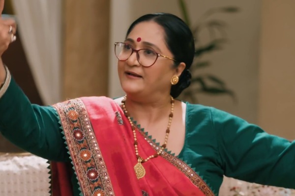 Anupamaa: Leela leaves Shah house after big fight with Prerna leaving Anupama