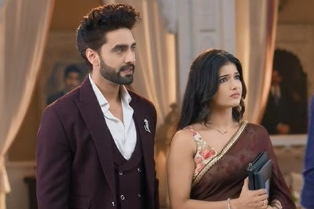 YRKKH: Abhira gets stuck in deadly fire as Armaan risks his life to save her