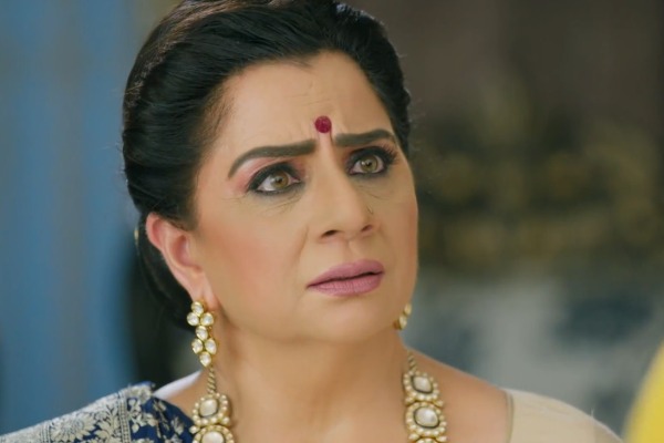 Anupamaa: Anil leaves Kothari mansion after big fight with Vasundhara